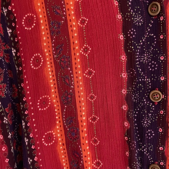 Size 14 Worthington, cinnamon red and purple patterns, button-down blouse - Picture 5 of 7